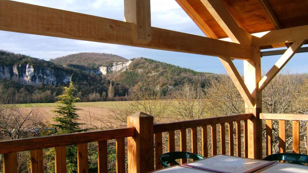 Paysannerie Des Versanes - Chambres Et Gite Tour-de-Faure ภายนอก รูปภาพ